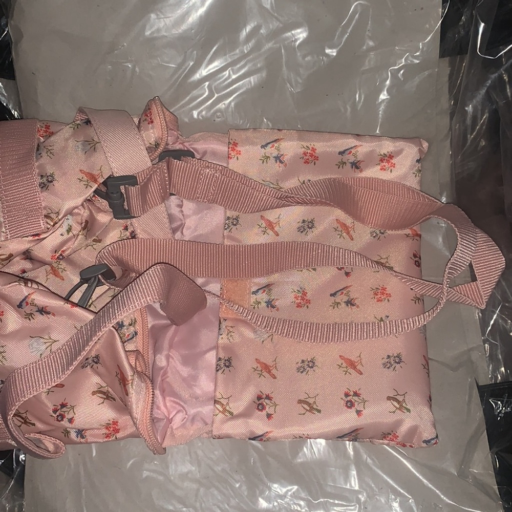 BDG Birds & Floral Convertible Duffle Gym Bag - Picture 5 of 5